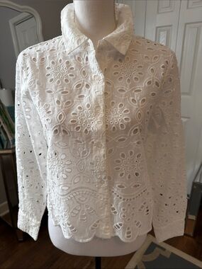 Vigoss White Eyelet Button-Front Women's Top ❤️ Small
